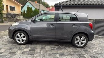 Toyota urban cruiser 1,3 benzin