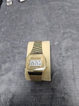Casio A168WG-9WDF – zlaté