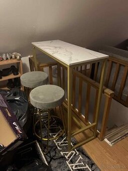 Barový pult + Stoličky