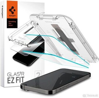 Spigen tR EZ Fit iPhone 14 Pro Max