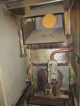 Rozpredam na diely plynovy kotol LEIBER (KN 24 P) lacno.