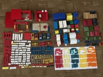 Predám mix stavebnicových dielcov LEGO zo 60-70 rokov, LEGO