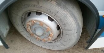Autobus Karosa kolesá Firestone 29580 R22,5