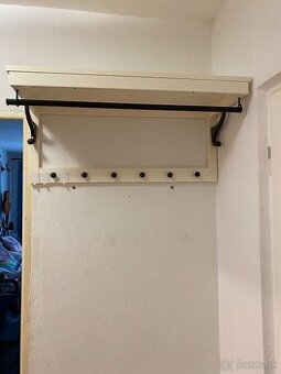 Ikea Hemnes vešiak