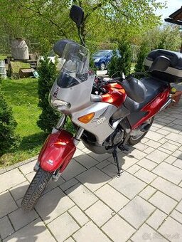Aprília pegaso 650ie