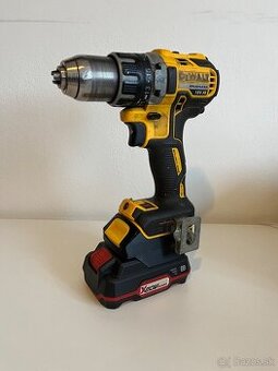 Predam adapter z Parkside baterie na Dewalt naradie