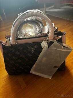 Kabelka guess