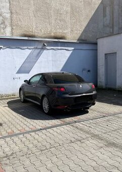 Alfa romeo gt