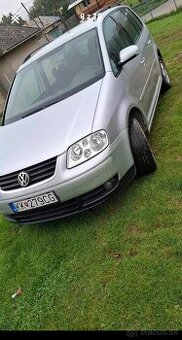 Predam volkswagen touran 1.9 tdi