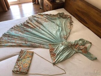 Krasne extravagantné saty