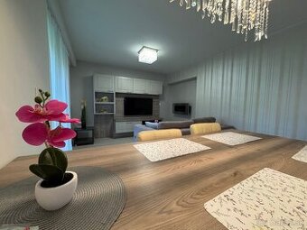 - prenájom luxusne zariadenej novostavby 2-izb. bytu s vonka