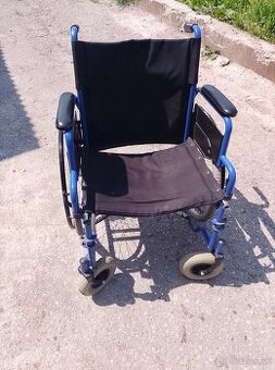 Invalidný vozik