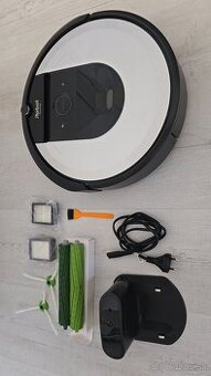Roboticky vysavac iRobot Roomba i7