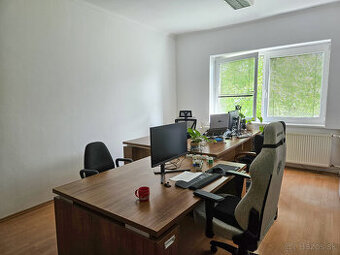 Kancelária širšie centrum s parkovaním