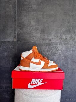 🔥 Nike Dunk SE high “ Monarch “
