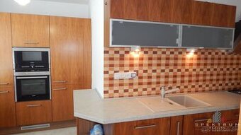 SPEKTRUM REALITY- Na Predaj 4-izbový veľkometrážny byt, 82 m