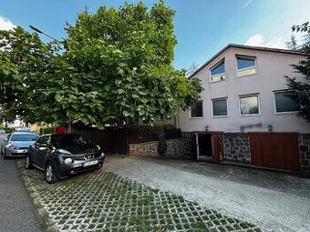 PET friendly Rodinný dom na prenájom 20 minút od Bratislavy