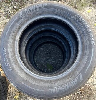 195/65R15 91V Landsail LS388