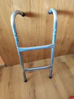 schodíky na trambolínu