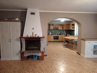 Prenájom rodinný dom Vavrečka - 1