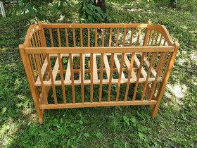 Predam drevenu detsku ohradku/postielku - 1