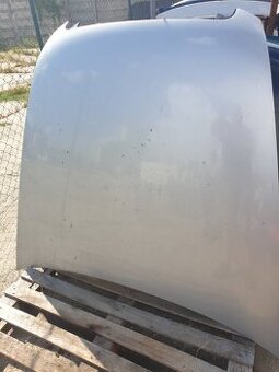 Audi a6 c6 4f  kapota