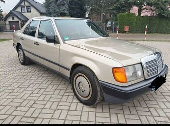Mercedes-Benz 200E