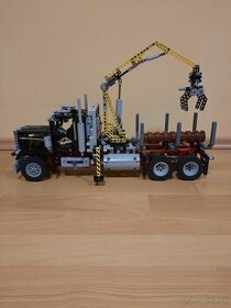 Lego Technic 9397 - Logging Truck - 1