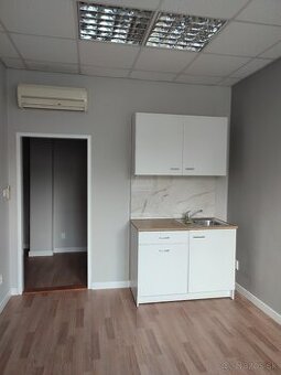 Kancelária - Petržalka (111) 34,19 m2