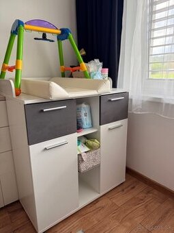 Prebaľovací pult komoda