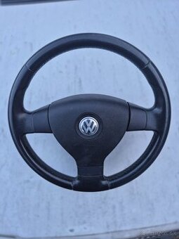 Predám trojramenny kožený volant pre Volkswagen