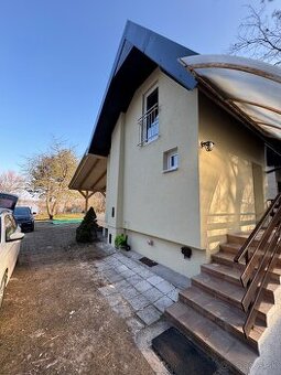 Ponúkam na predaj veľmi zaujímavú chatu pri jazere, v Jakubo