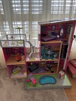 Kidcraft dreveny barbie domcek