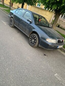 Škoda oktavia 1