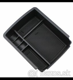 Volkswagen Golf 7 stredová konzola
