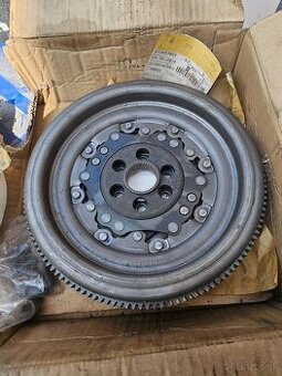 Dvojhmotný zotrvačník pre DSG 03L105266DF