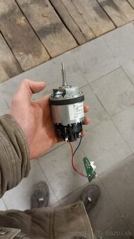 24V elektromotorčeky