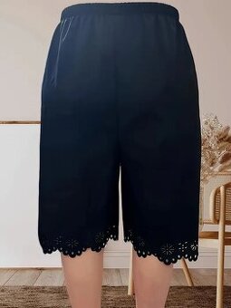 Trištvrťové nohavice čierne 2XL NOVE