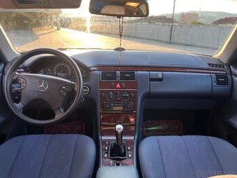 Mercedes w210 e220