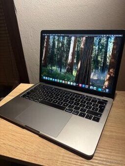 MacBook Pro 13” (2018)