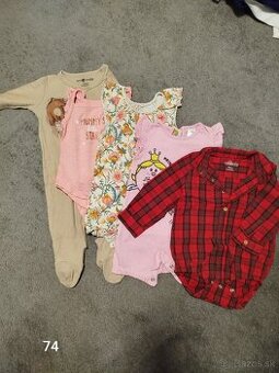 Balík oblečenia 74