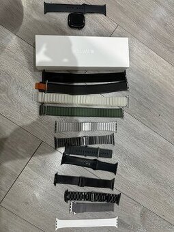 Apple watch 10 46mm jet black + veľa náramkom