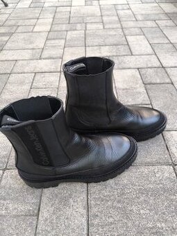 Calvin Klein dámske kožené čižmy , veľkosť 38 - 1