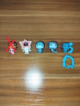 Stranger things kinder joy
