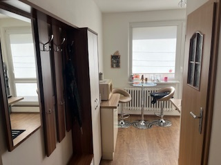 Prenájmem 1 izbový byt. - 1