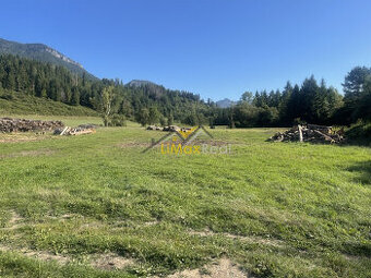 Slnečné stavebné pozemky v tichom prostredí Liptova