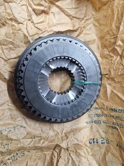 Synchronizační spojka zetor forterra