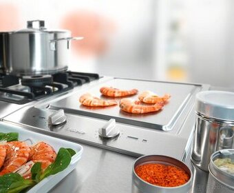 Vstavaný nerezový tepan yaki gril