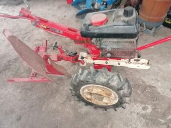 Malotraktor Vary