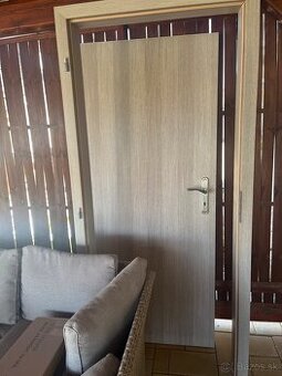 Dvere 80/ zarubnou pouzite dobrom stave a dvere 70/